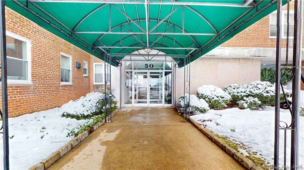 Property Photo: 50 Fairview Avenue Apt 3D CT 06850