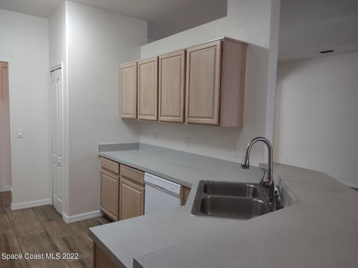 Property Photo:  1792 Ladderback Court  FL 32955 