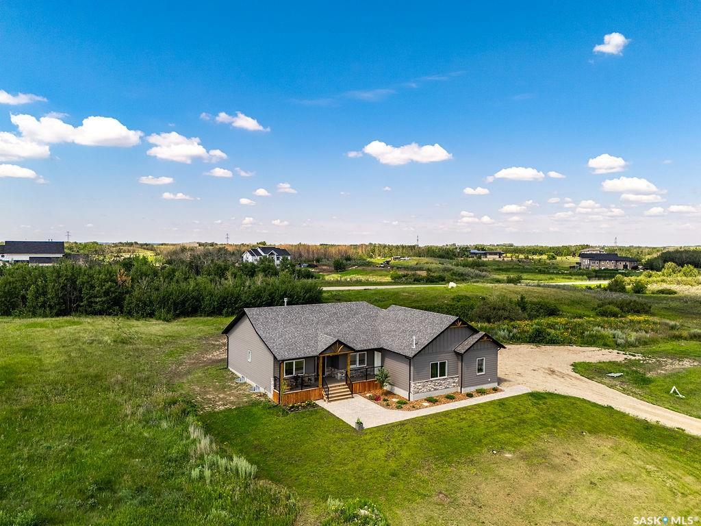 Property Photo: 10 Applewood Place SK S7V 0X4