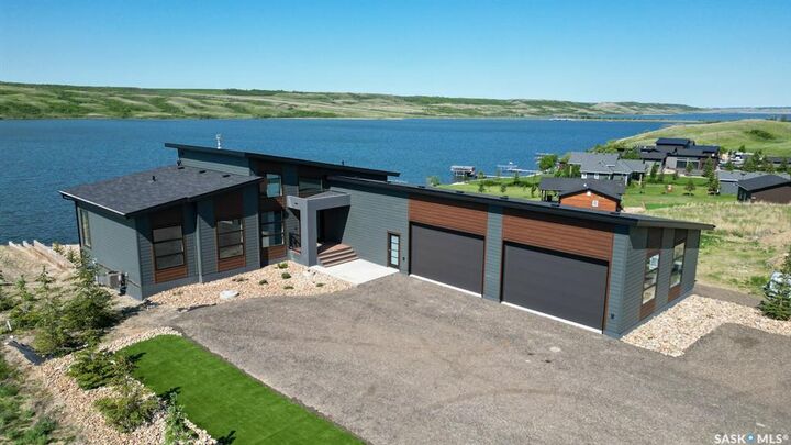 Property Photo:  12 Sunset Boulevard  SK S0G 0P0 