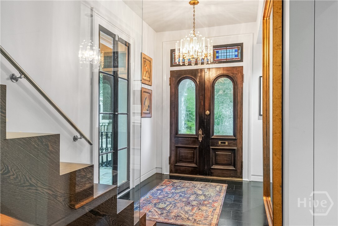 Property Photo: 112 W Gaston Street GA 31401