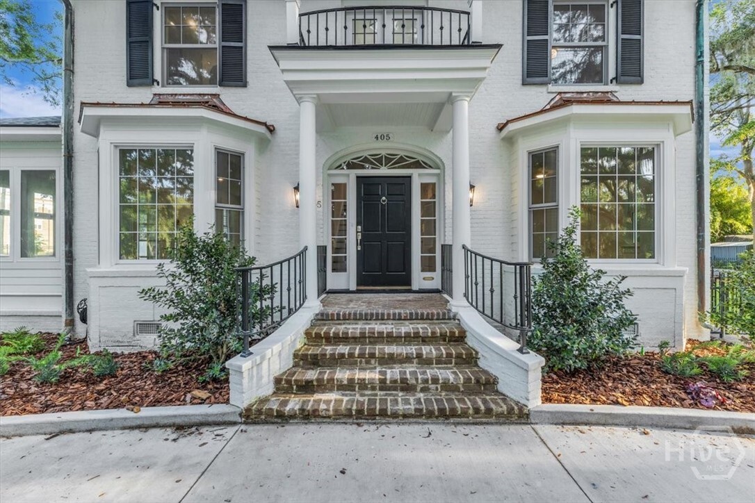 Property Photo: 405 Washington Avenue GA 31405