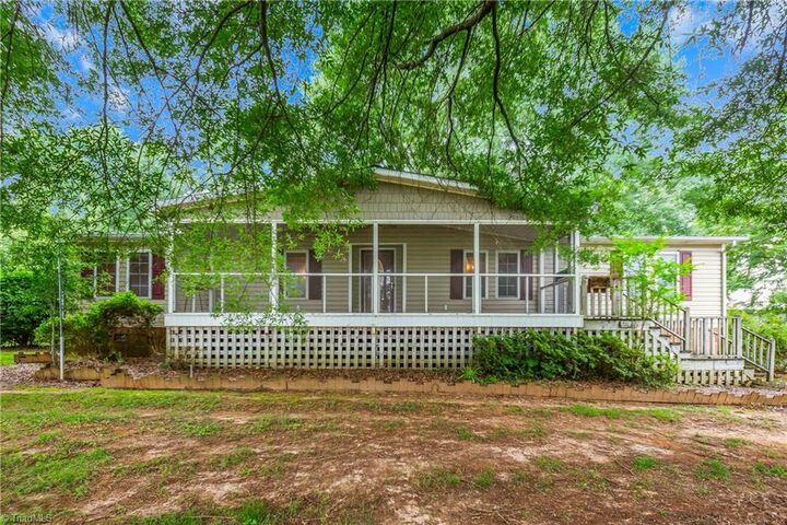 Property Photo:  100 Ridgecrest Drive  NC 27021 