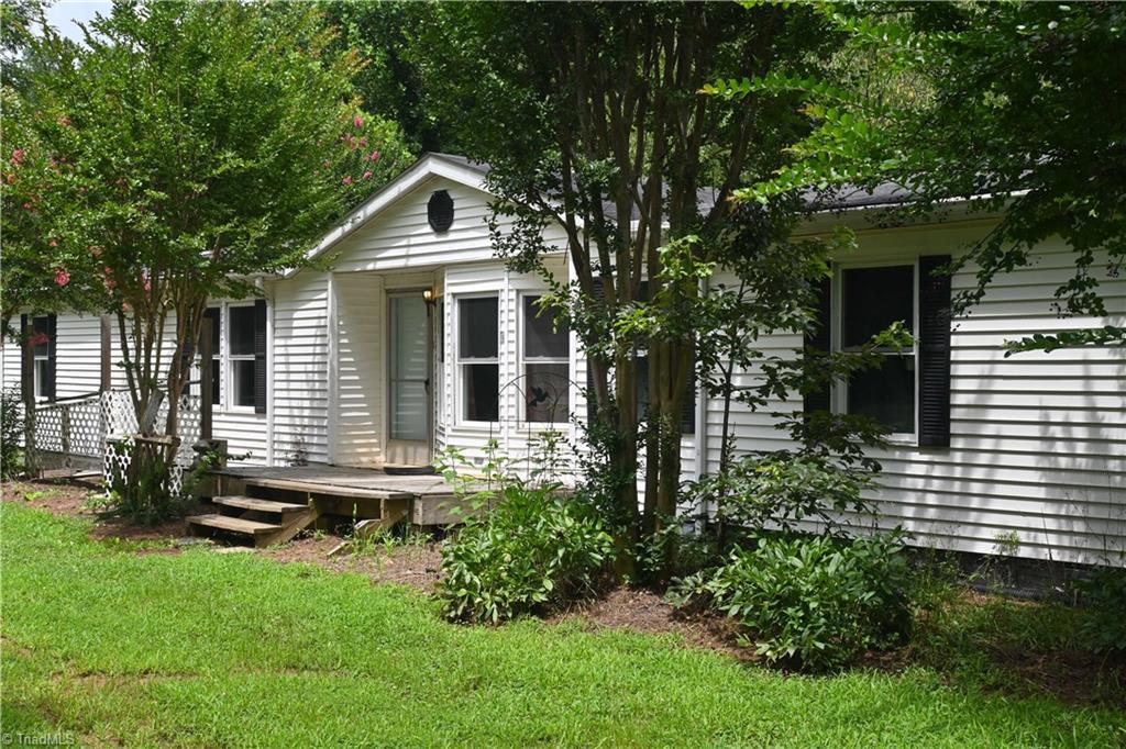 1070 Oliver Lane  Westfield NC 27053 photo