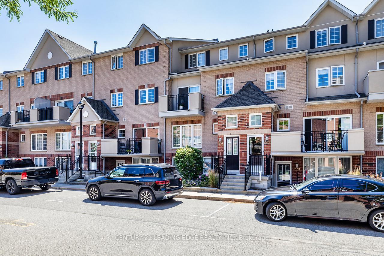Property Photo: 1400 The Esplanade Drive N 621 ON L1V 6V2