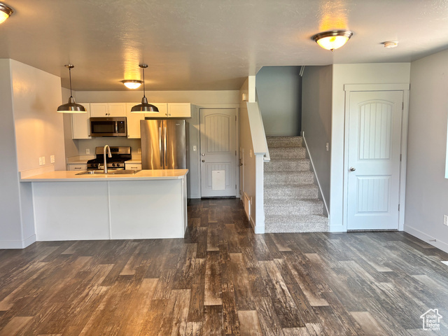 Property Photo: 92 E Legacy Pkwy UT 84045