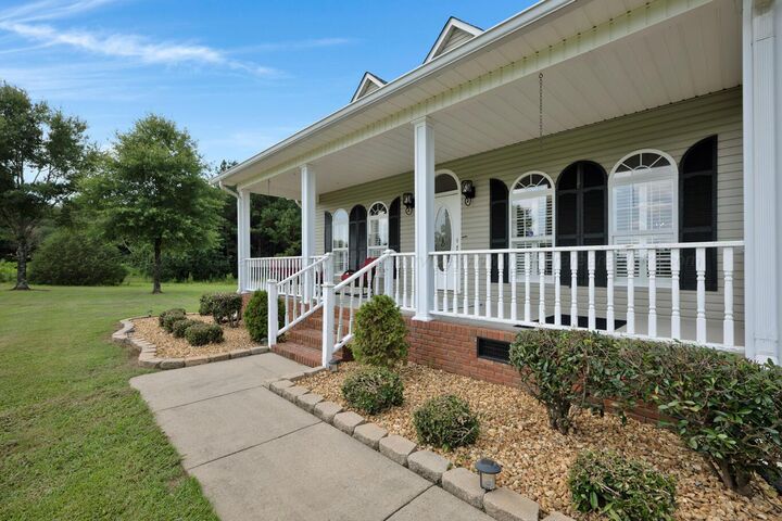 Property Photo:  520 Cedrum Rd  AL 35549 