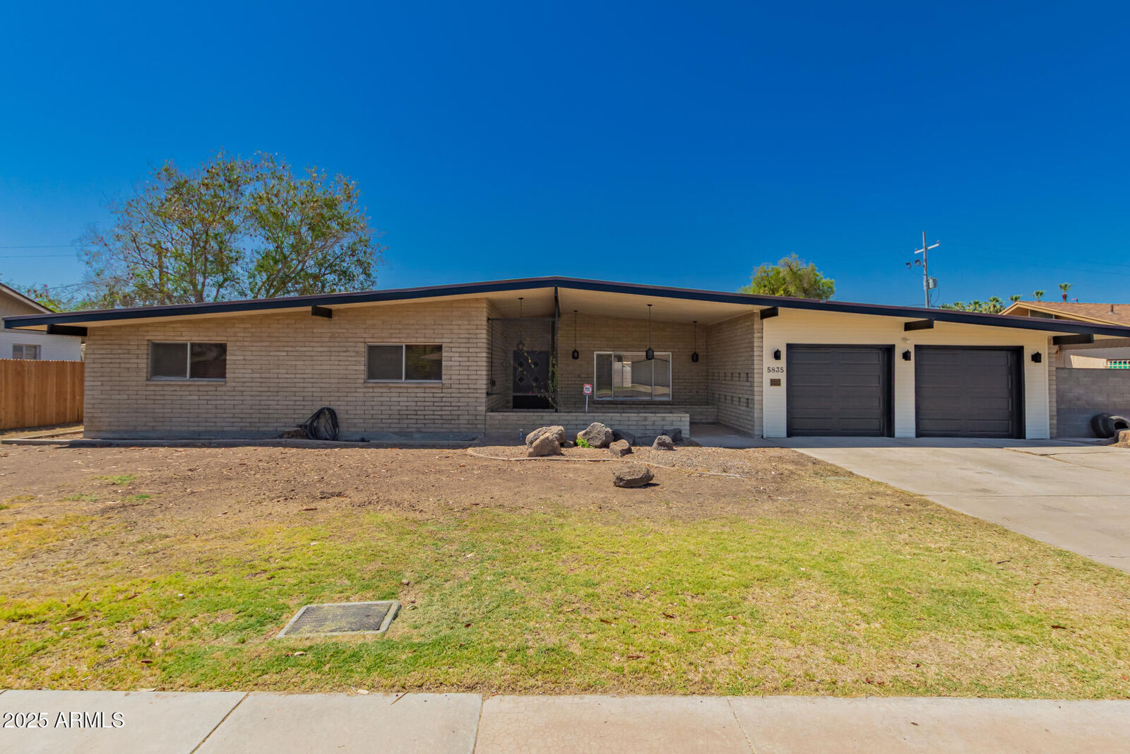 Property Photo: 5835 W Belmont Avenue AZ 85301