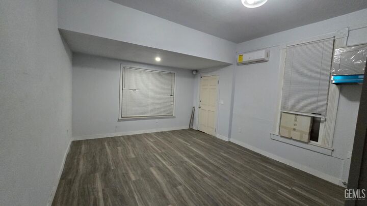 Property Photo:  1823 Cherry Street 1823  CA 93304 