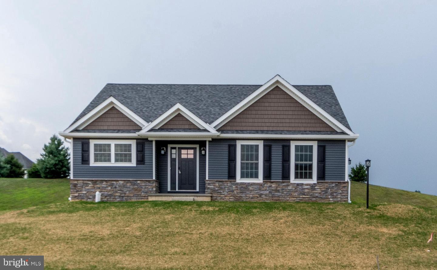Property Photo: 3 Lantern Court PA 17013