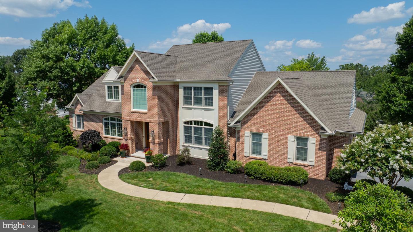 Property Photo:  2115 Quail Drive  PA 17601 