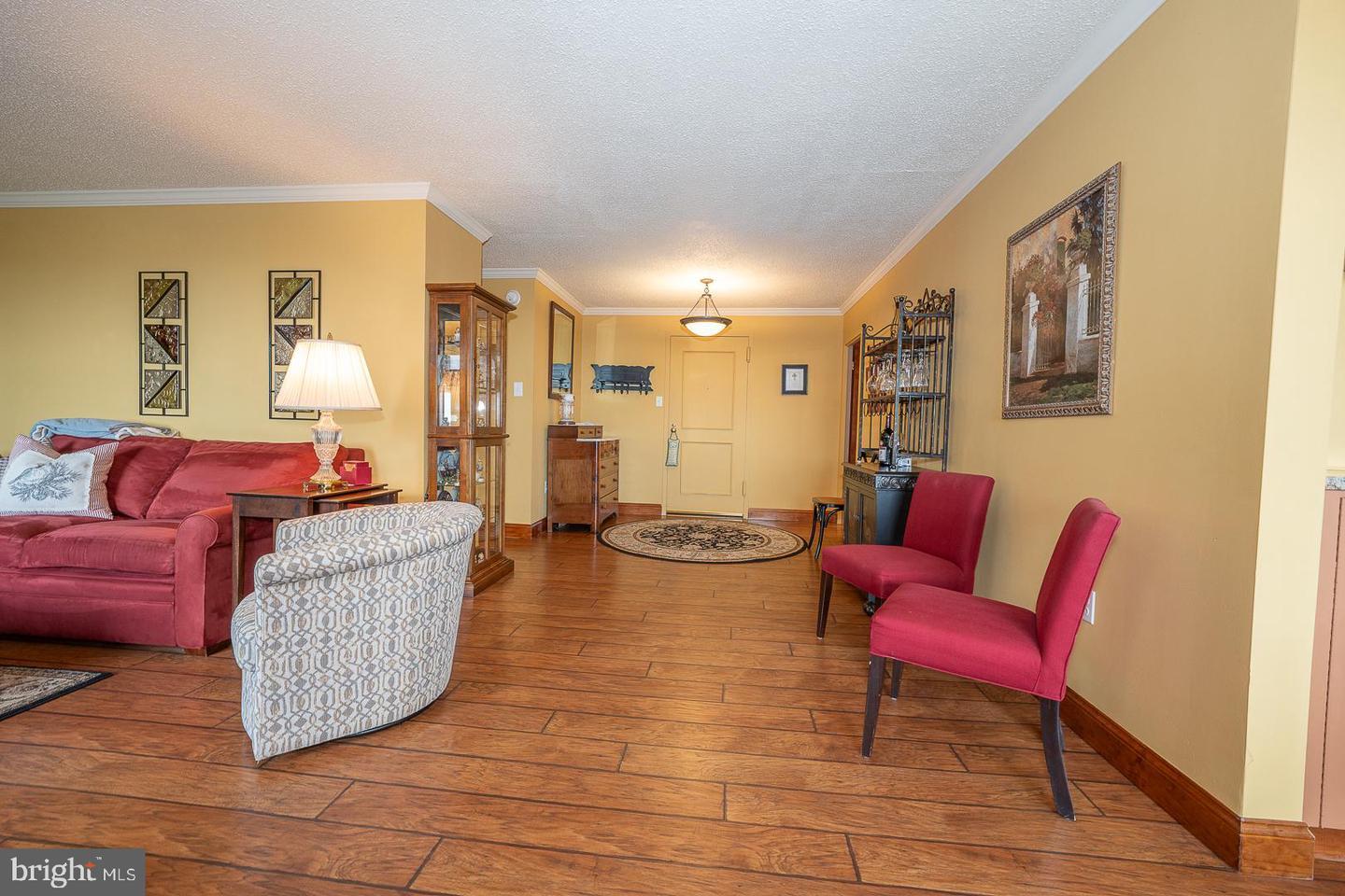 Property Photo:  1901 John F Kennedy Boulevard 2404  PA 19103 