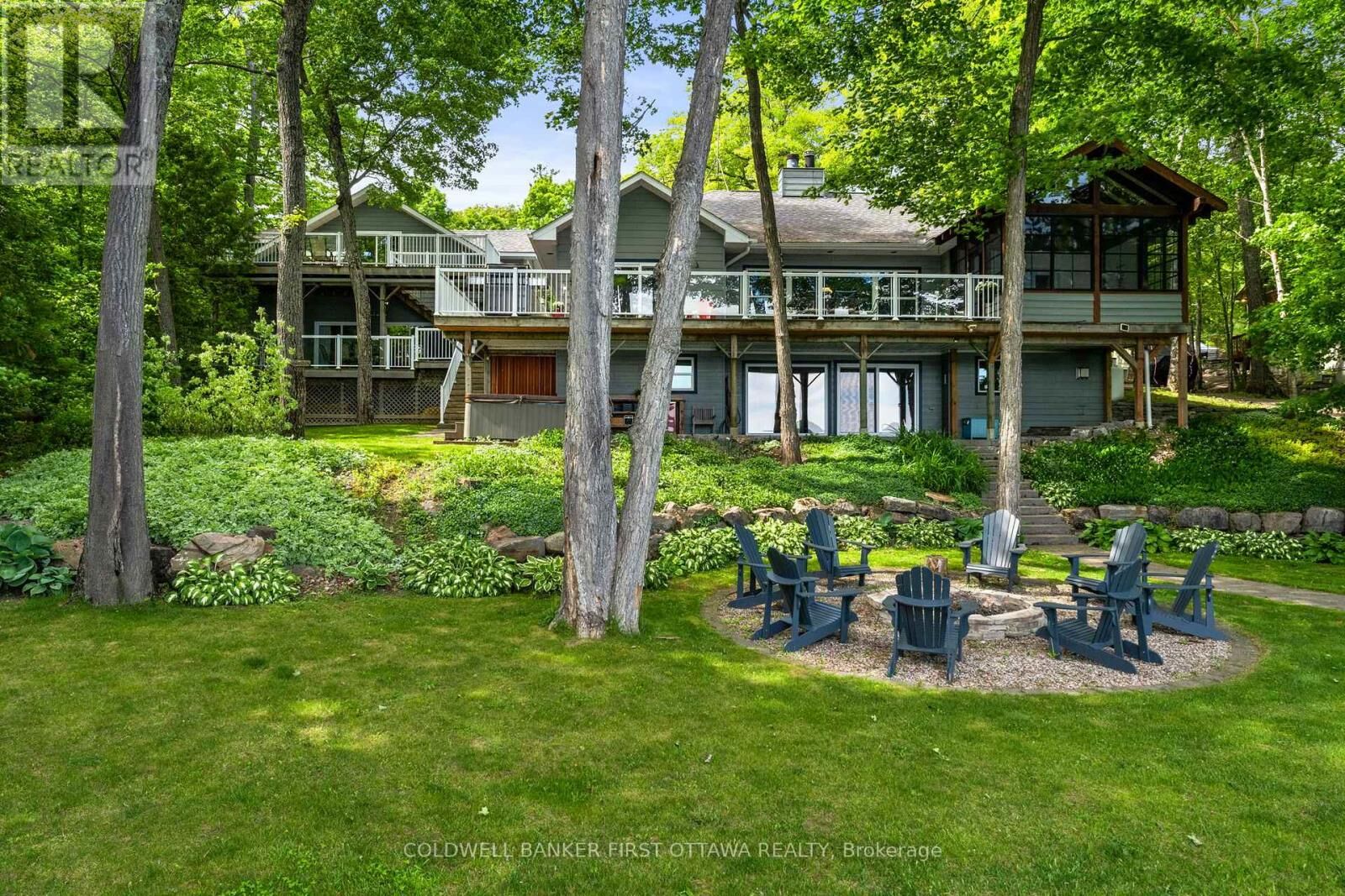 Property Photo:  314 Kennedy Road  ON K0J 1H0 