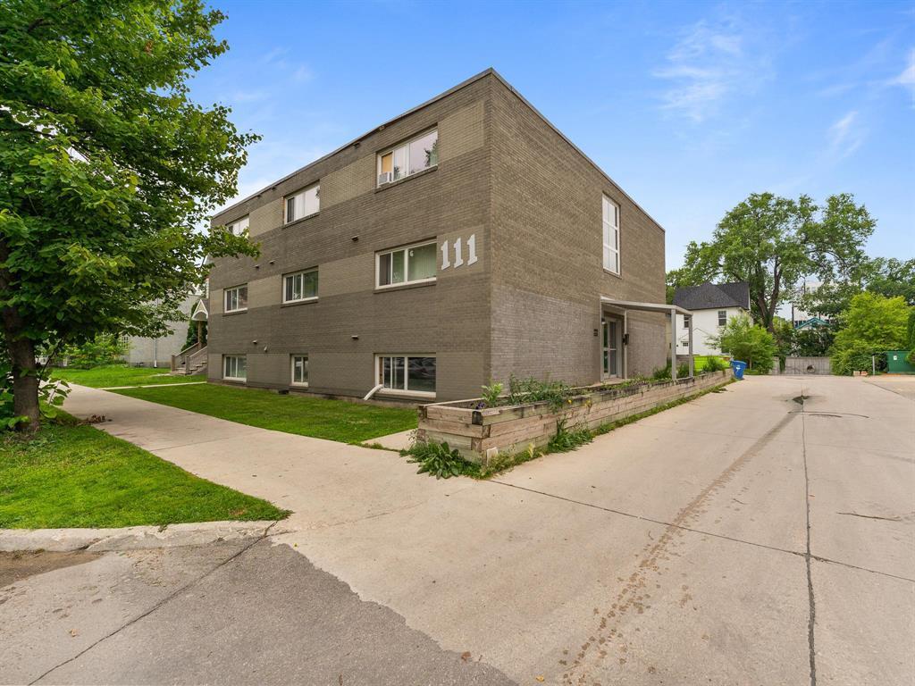 Property Photo: 111 Scott Street MB R3L 0K9