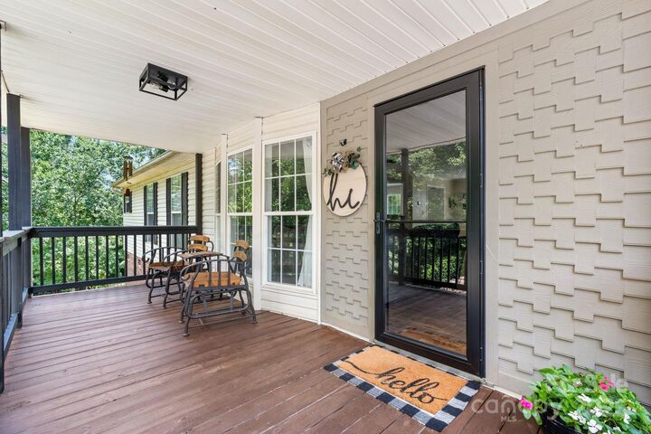 Property Photo: 4358 Bart Lee Street NC 28610