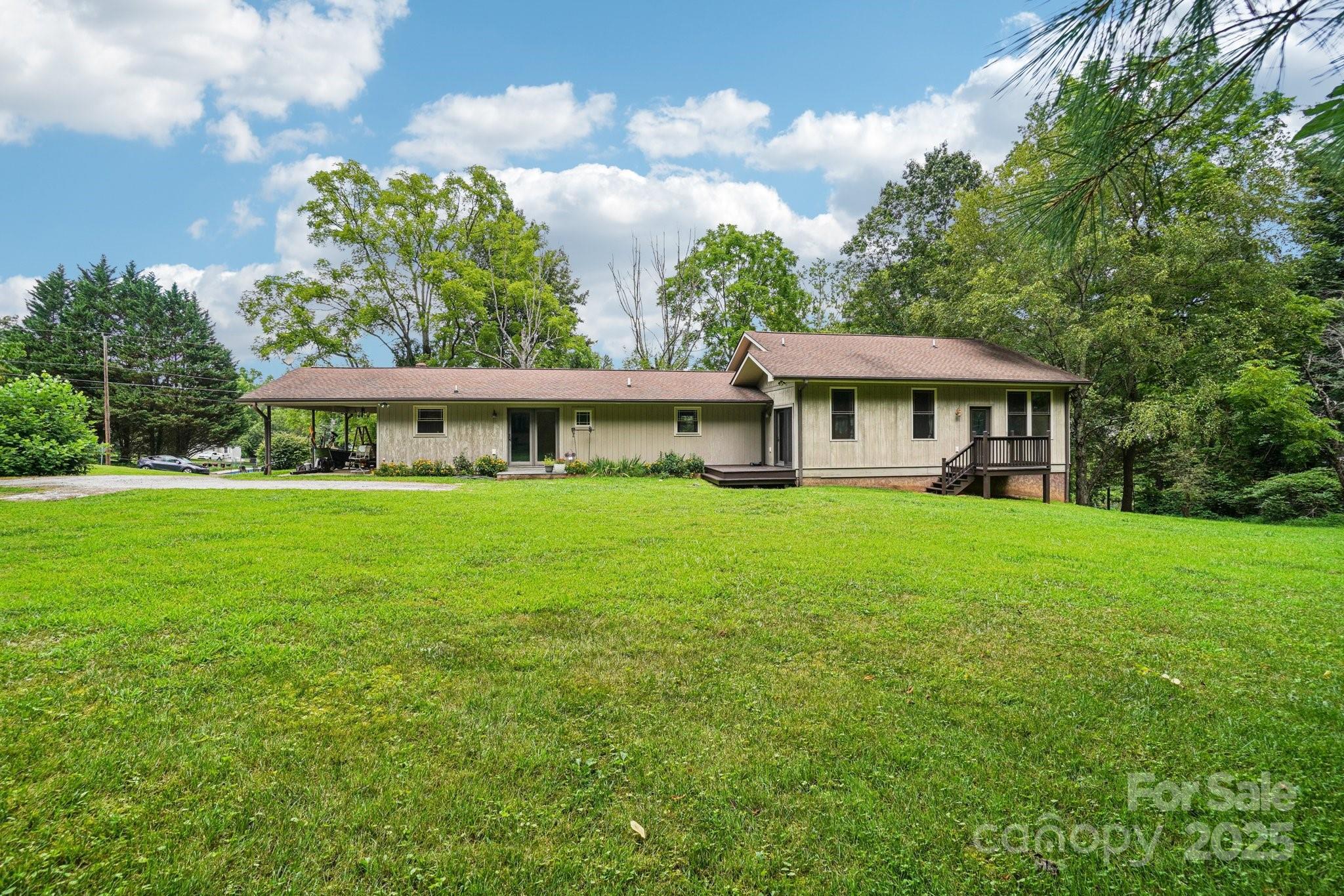 Property Photo: 113 Heaton Street NC 28739