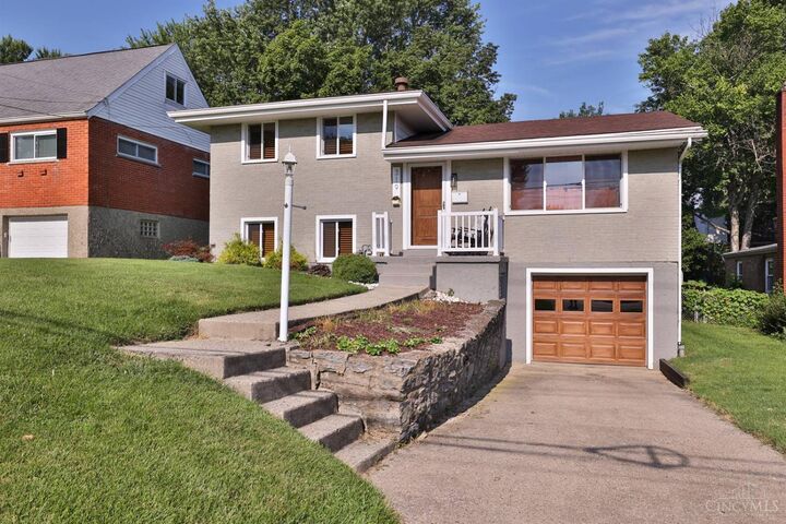 Property Photo: 319 Pedretti Avenue OH 45238