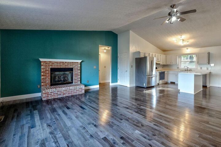 Property Photo: 847 Fairway Drive OH 43028