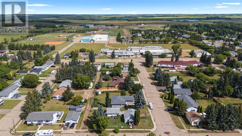 Property Photo:  4945 52 Street  AB T0B 4C0 