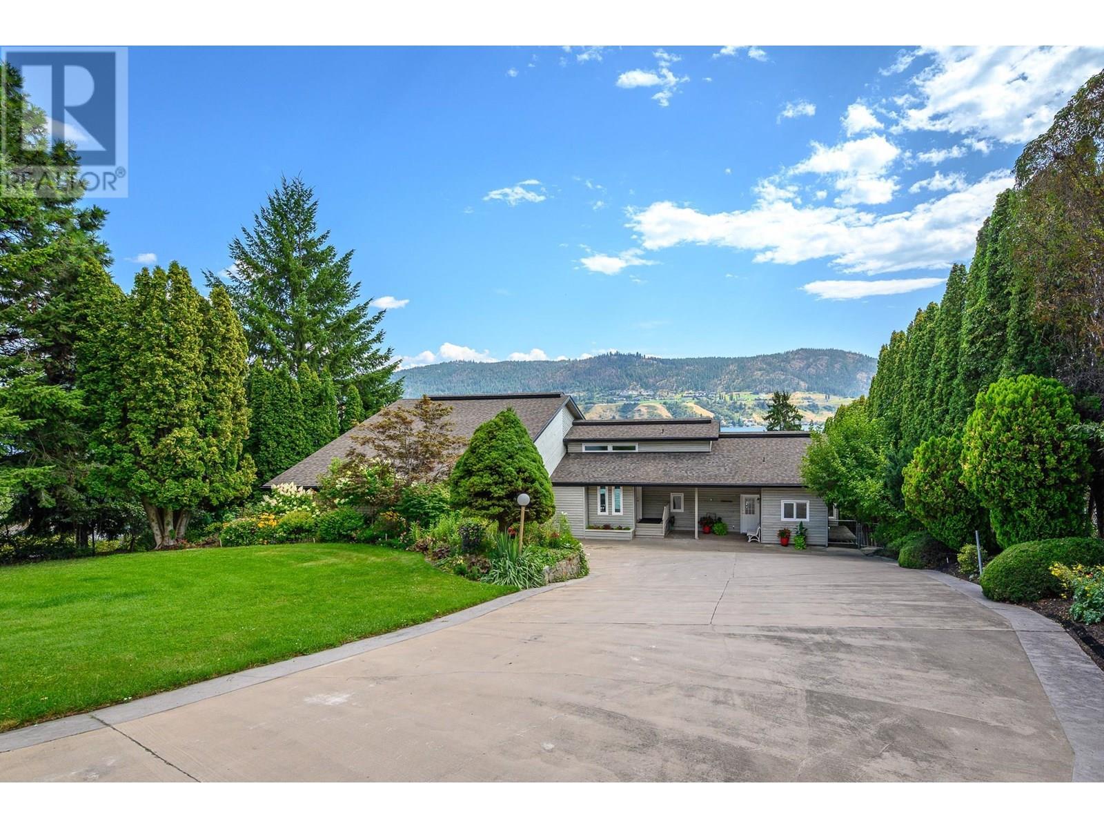 Property Photo:  7994 Tronson Road  BC V1H 1C6 