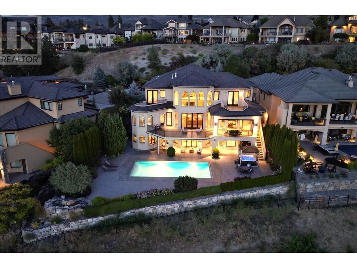Photo de la propriété:  4860 Tuscany Lane  BC V1W 5H3 