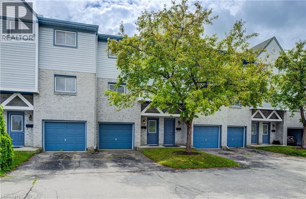 Property Photo: 589 Beechwood Drive 26 ON N2T 2K9