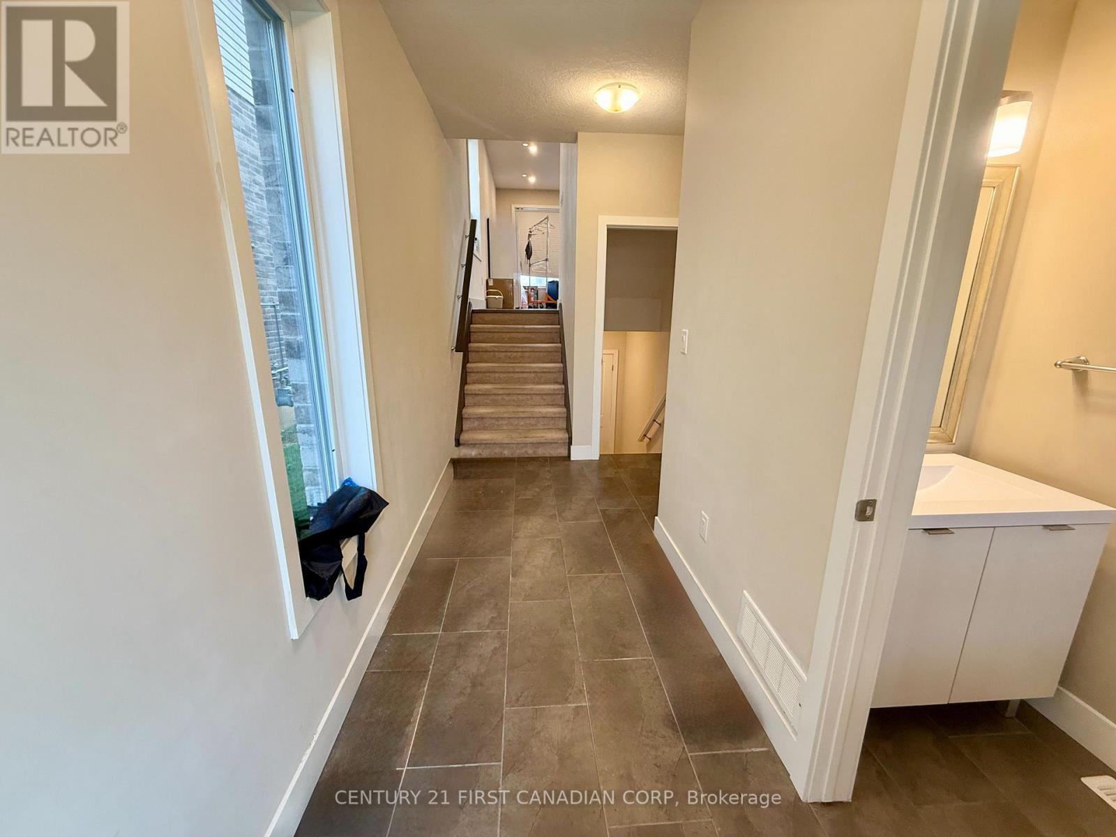 Property Photo: 1960 Dalmagarry Road 139 ON N6G 0A6