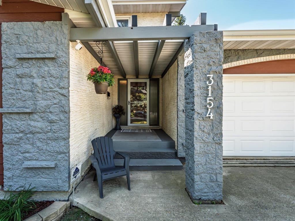Property Photo: 3154 Vialoux Street MB R3R 0A3
