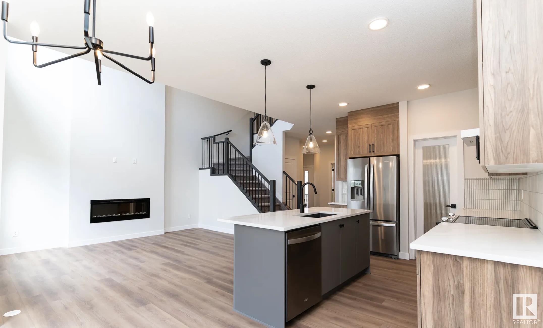 Photo de la propriété: 3026 Dixon Landing SW AB T6W 5L1