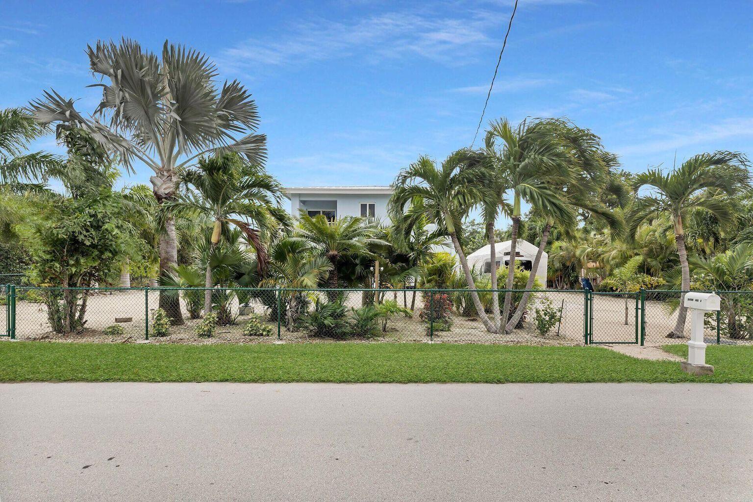 Property Photo: 31120 Ave J FL 33043