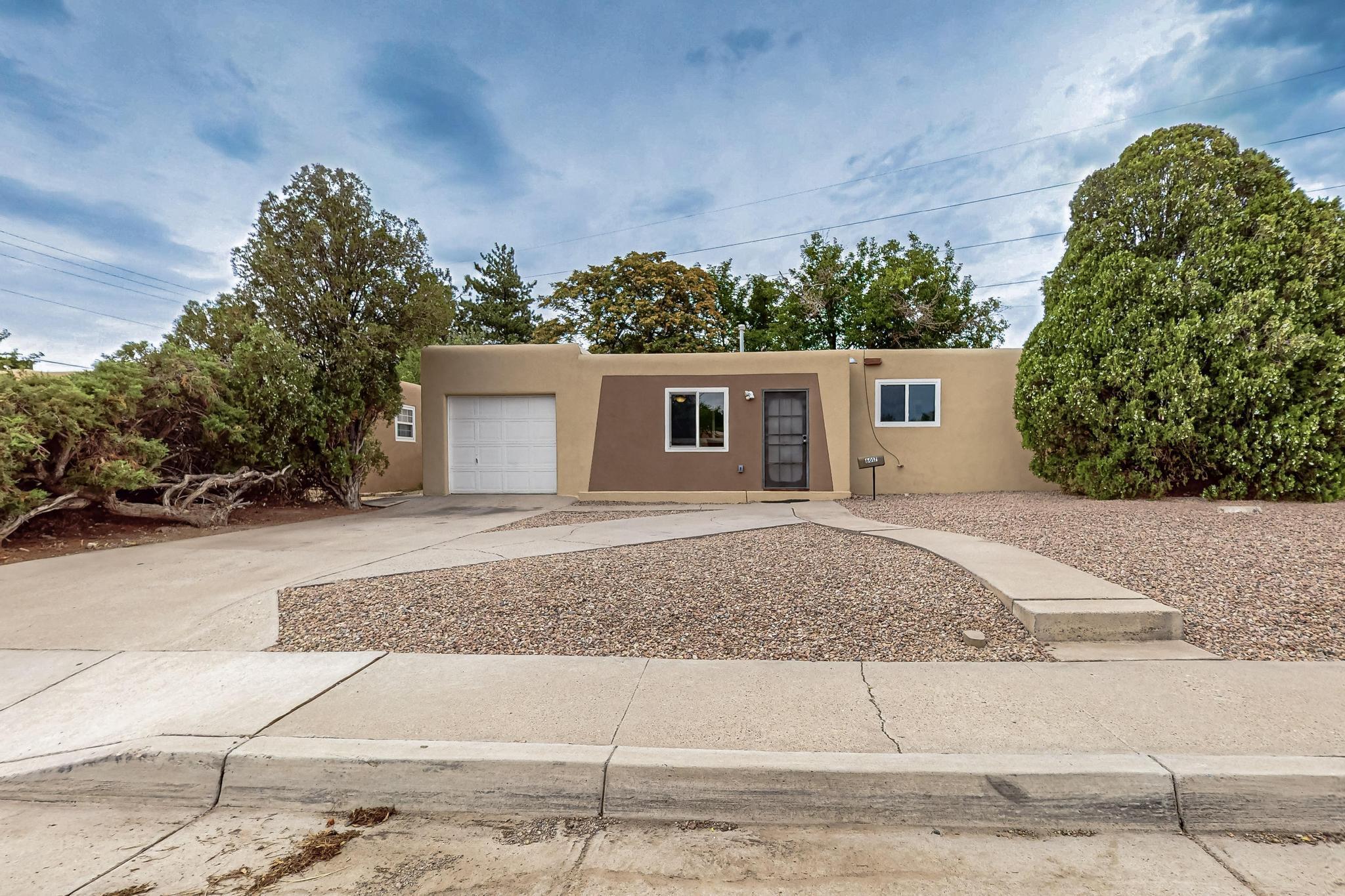 Property Photo:  6017 Zimmerman Avenue NE  NM 87110 