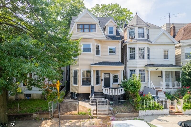 Property Photo: 235 S 7th NJ 07103