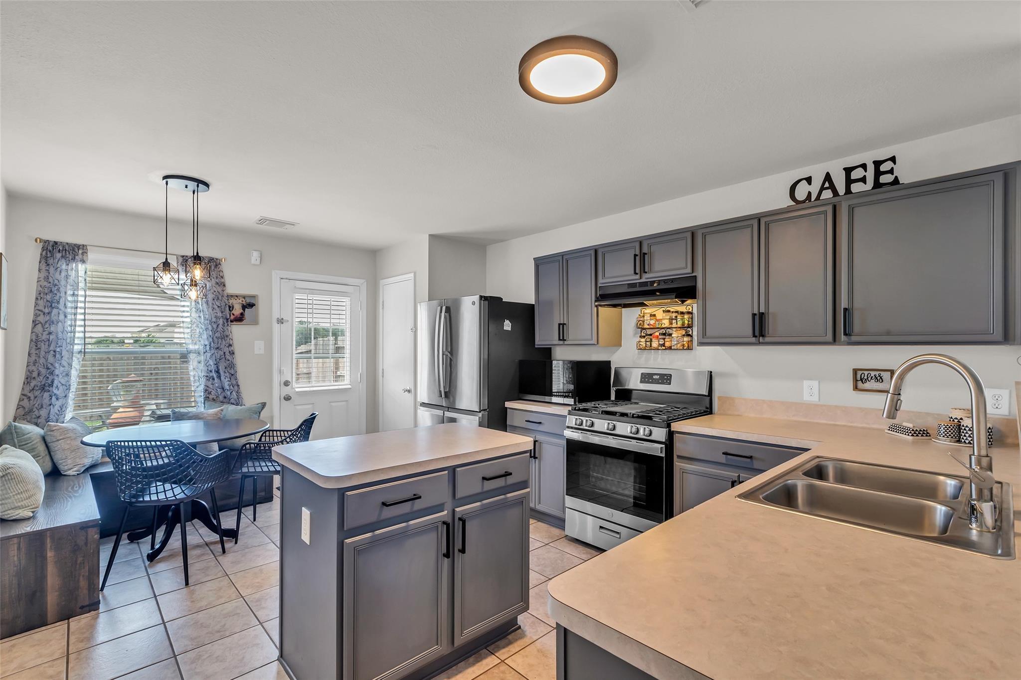 Property Photo: 11327 Log Cabin Lane TX 77375