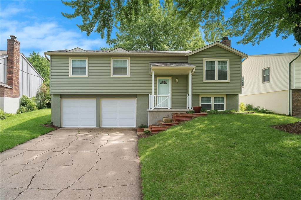 Property Photo:  12617 S Locust Street  KS 66062 