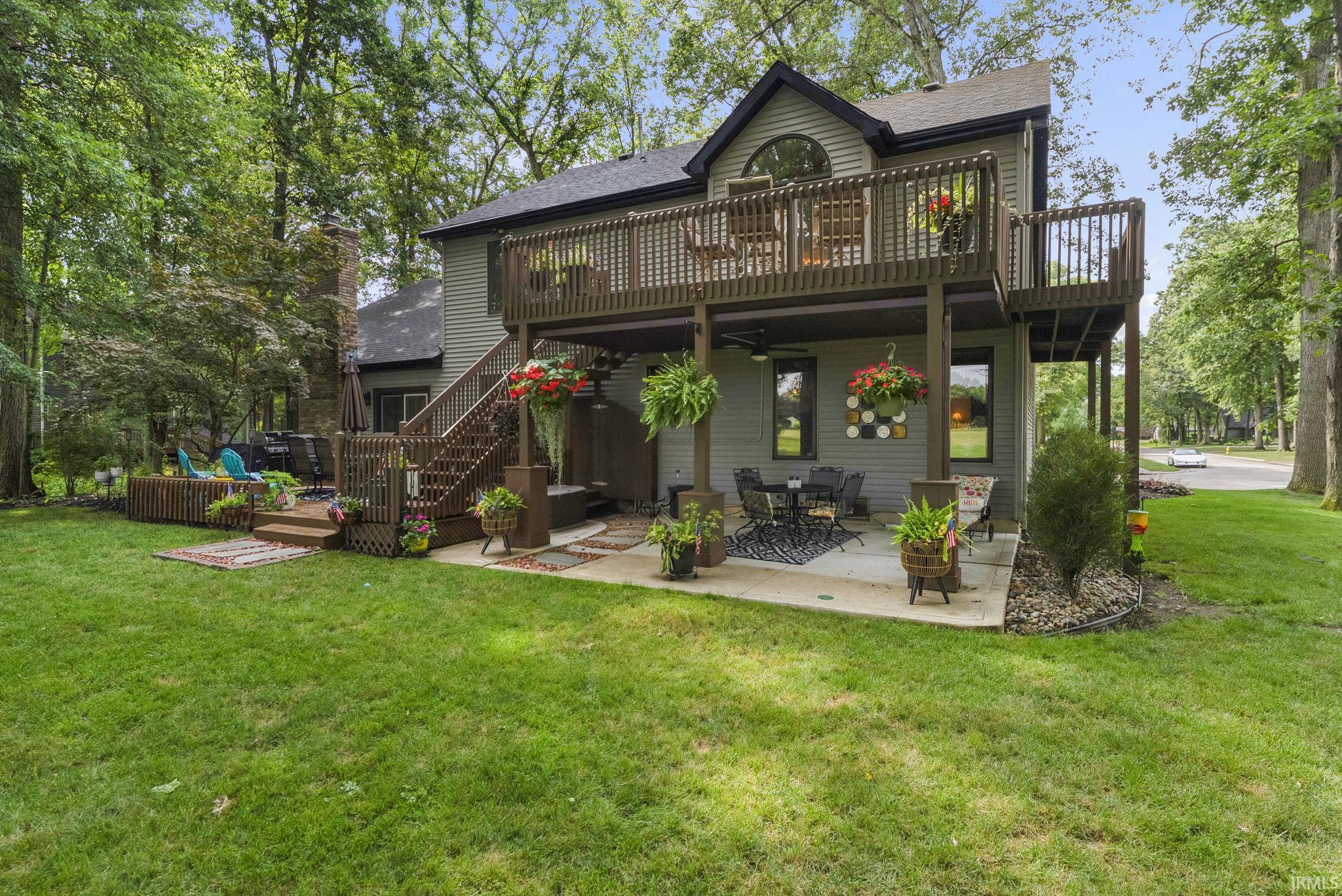 Property Photo:  8825 Gateview Drive  IN 46835 