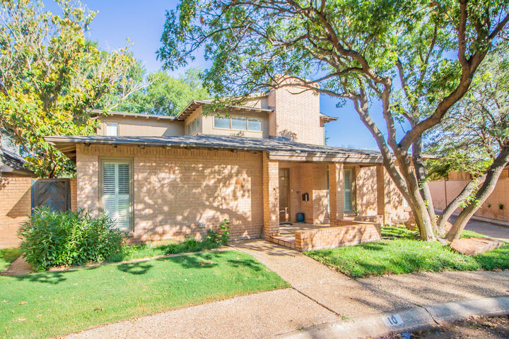 9102 Vicksburg Avenue 10  Lubbock TX 79424 photo