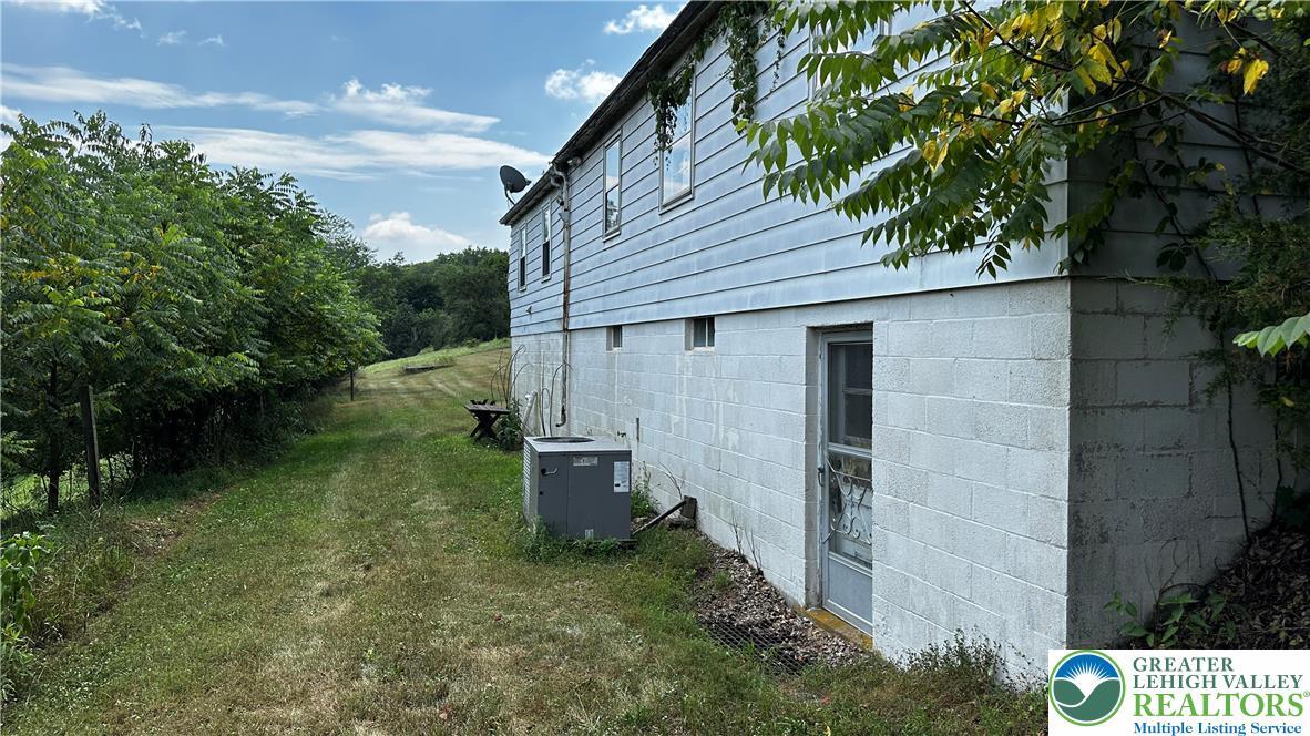 Property Photo:  3741 Weidasville Road  PA 18078 