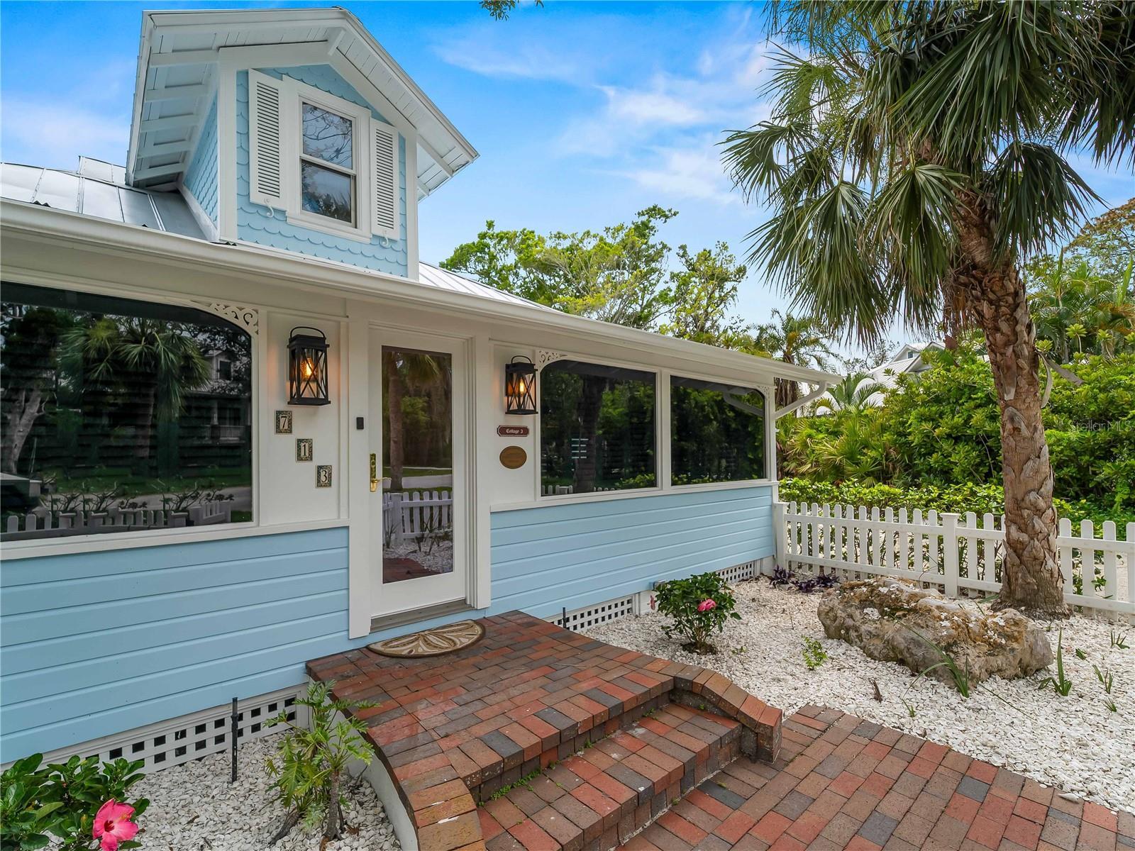 Property Photo: 713 Eagle Point Drive FL 34285