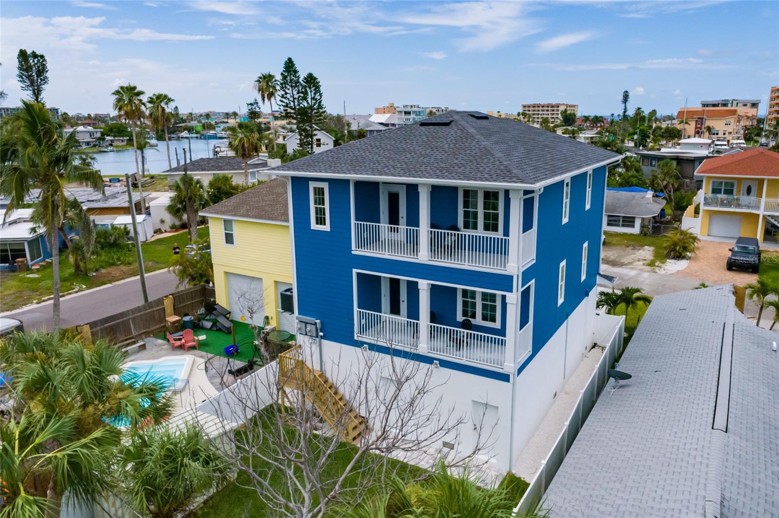 Property Photo: 13117 4th Street E FL 33708