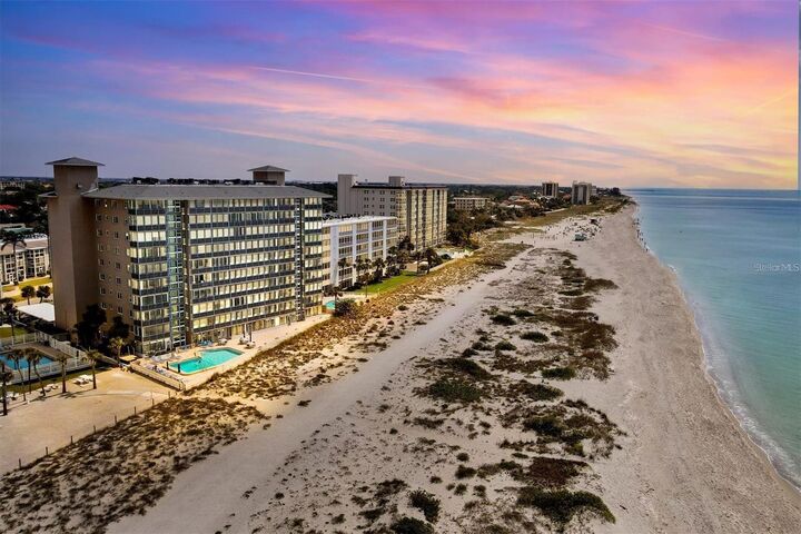 Property Photo:  555 The Esplanade N 303  FL 34285 