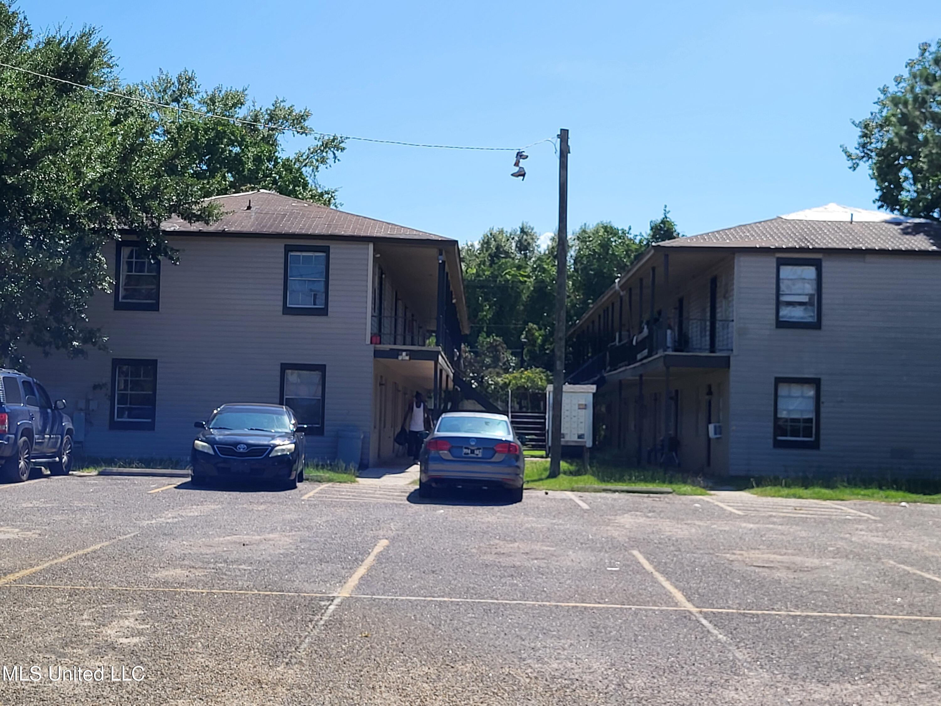 Property Photo: 1028 45th Avenue MS 39501