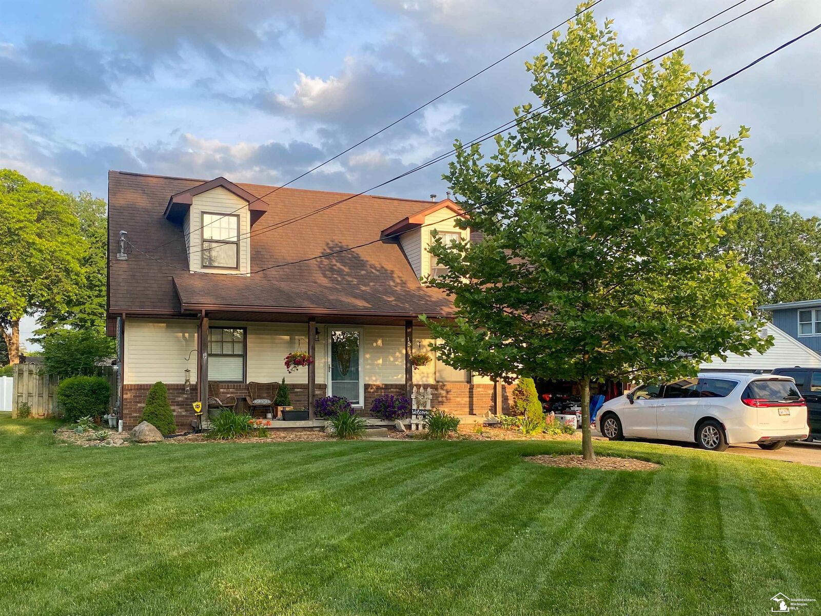 Property Photo: 15444 Parkside Drive MI 48161