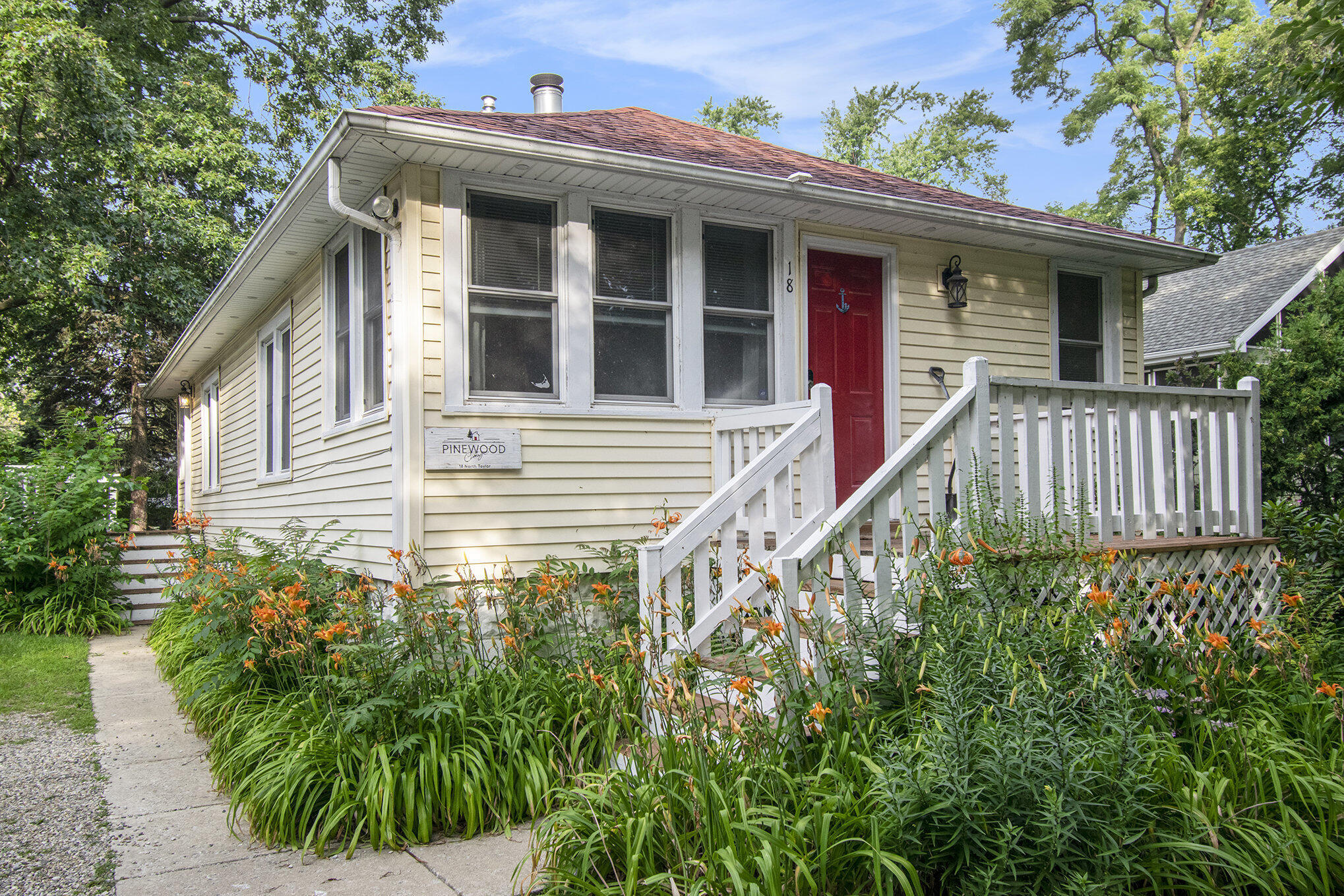 Property Photo: 18 N Taylor Street MI 49117