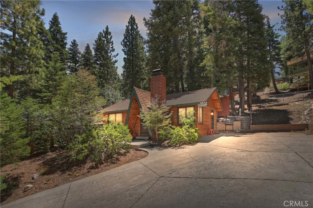Property Photo:  1163 Teton Drive  CA 92315 