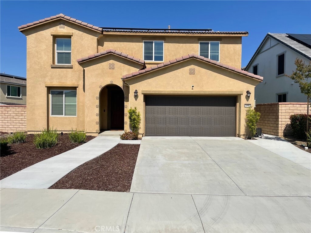 Property Photo:  30560 Green Vista  CA 92584 