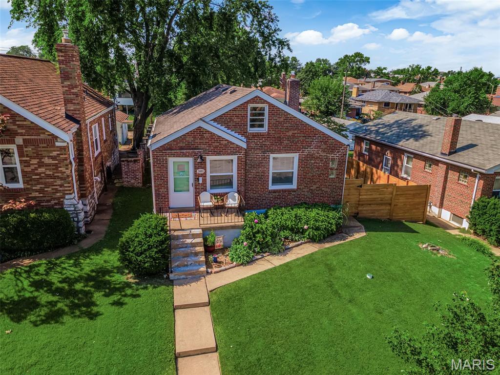Property Photo: 5660 Pernod Avenue MO 63139