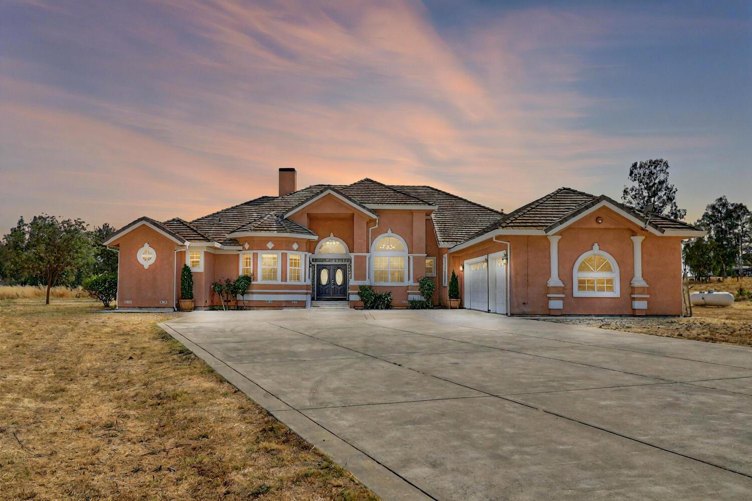 Property Photo:  12050 Woods Road  CA 95693 