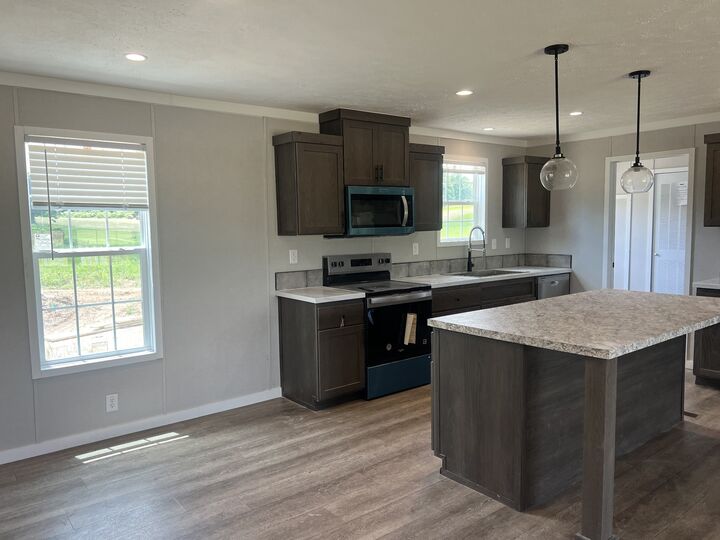 Property Photo:  754 Sparrow Rd  TN 37083 