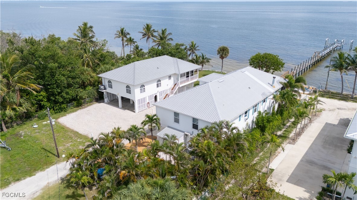 Property Photo: 8550 Ebbtide Way FL 33922