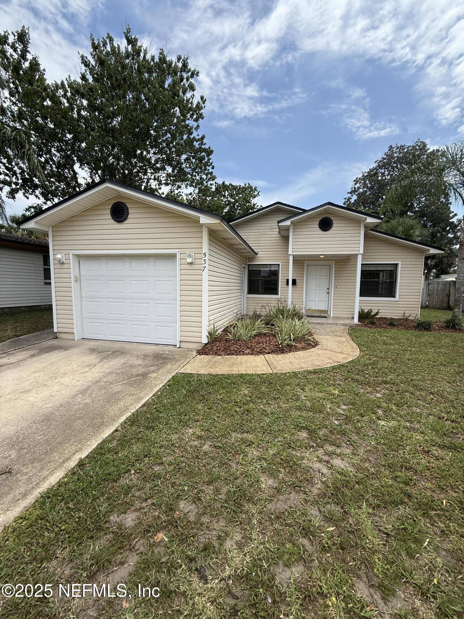 Property Photo:  537 Oleander Street  FL 32266 